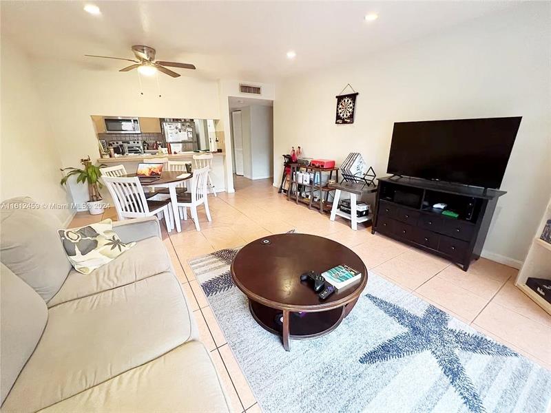 Image 5 of 19 For 7483 82nd St  A208