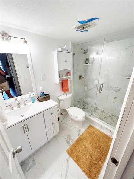 Image 8 of 19 For 7483 82nd St  A208