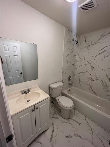 Image 13 of 15 For 238 14th St  03