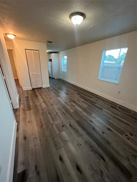 Image 3 of 15 For 238 14th St  03