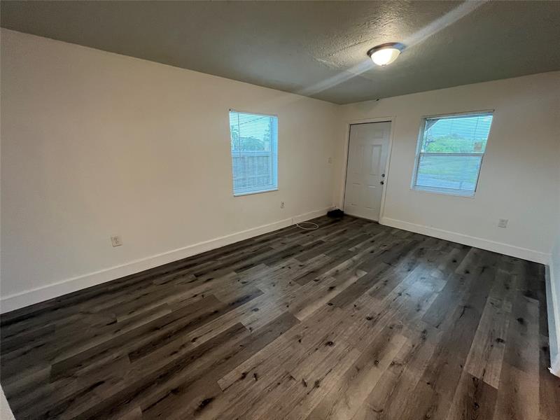 Image 4 of 15 For 238 14th St  03