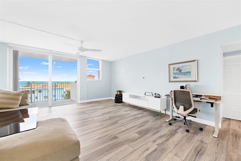 Image 13 of 20 For 211 Ocean Dr  603