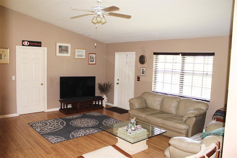 Image 5 of 20 For 10513 4th Ave