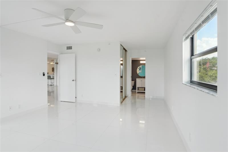 Image 26 of 34 For 2205 Cypress Bend Dr  501