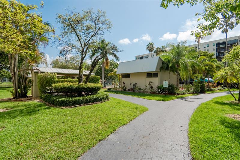 Image 8 of 34 For 2205 Cypress Bend Dr  501