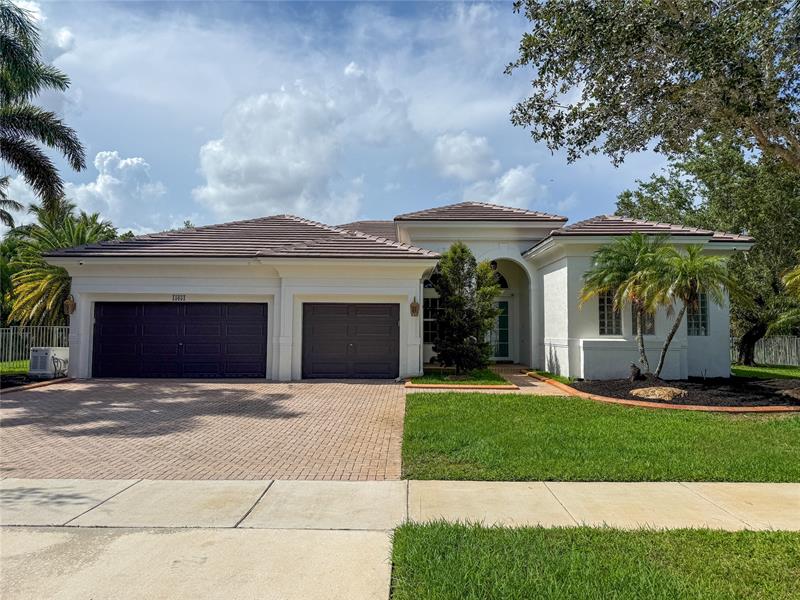 Image 6 of 47 For 15651 15 Street