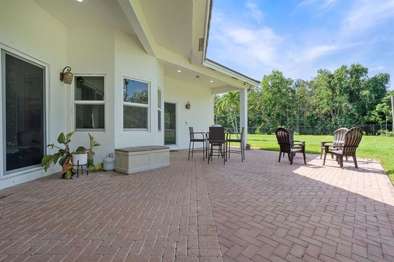 Image 9 of 47 For 15651 15 Street