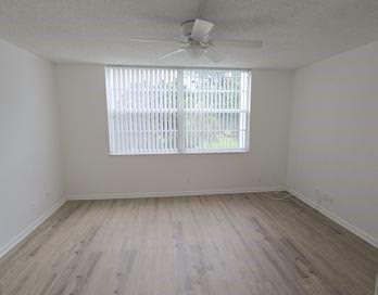 Image 11 of 35 For 7680 18th St  303