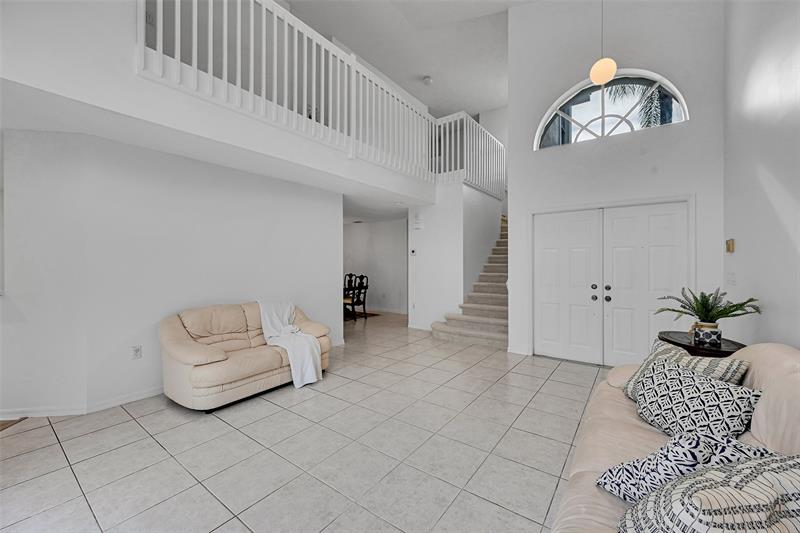Image 21 of 65 For 11600 52nd Ct