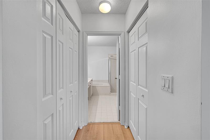 Image 39 of 65 For 11600 52nd Ct