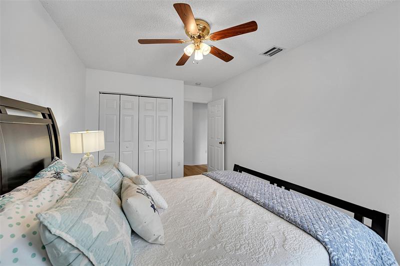 Image 43 of 65 For 11600 52nd Ct