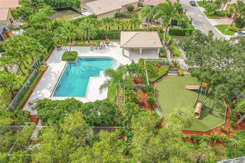 Image 64 of 65 For 11600 52nd Ct