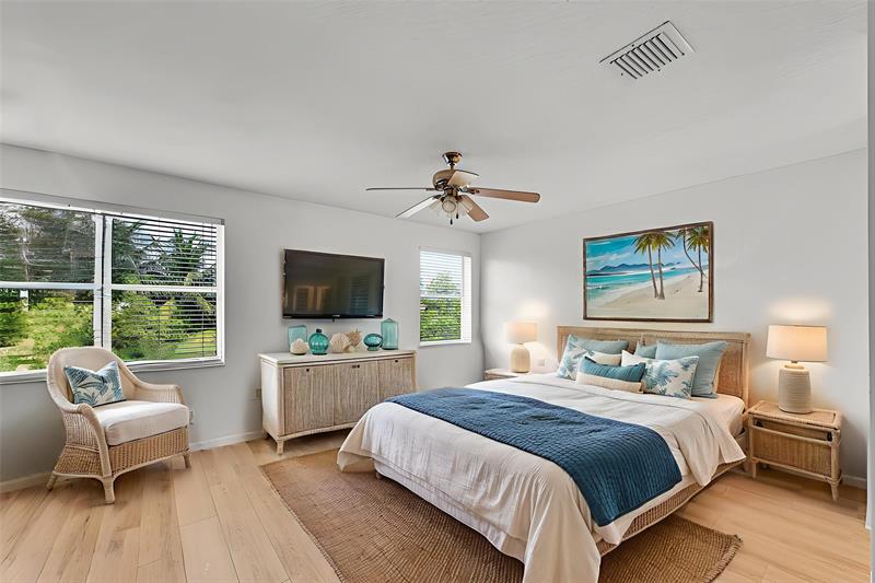 Image 9 of 65 For 11600 52nd Ct