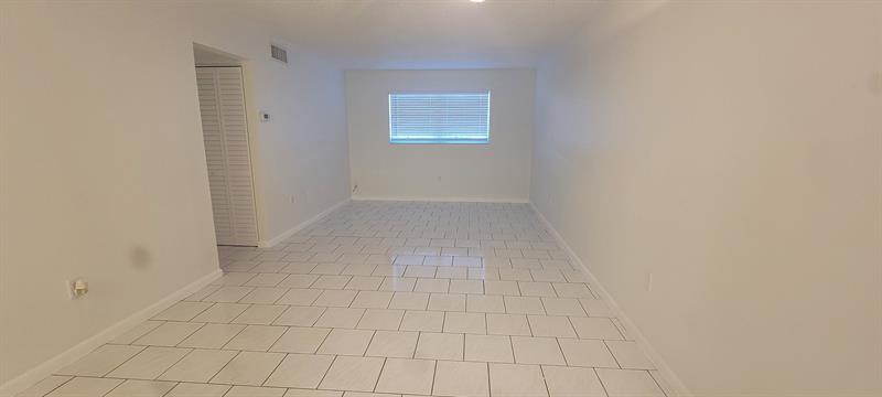 Image 18 of 21 For 600 2nd Ave  235