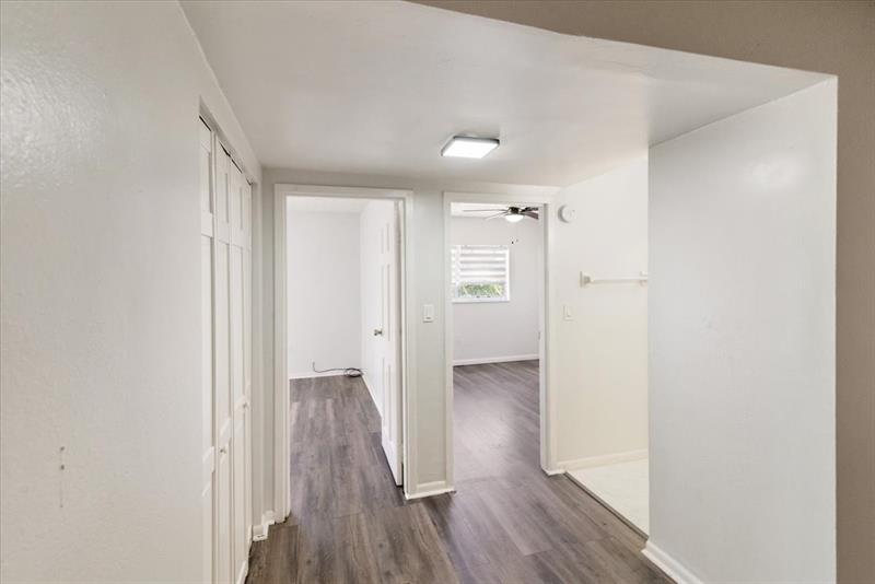 Image 13 of 26 For 5100 41st St  321