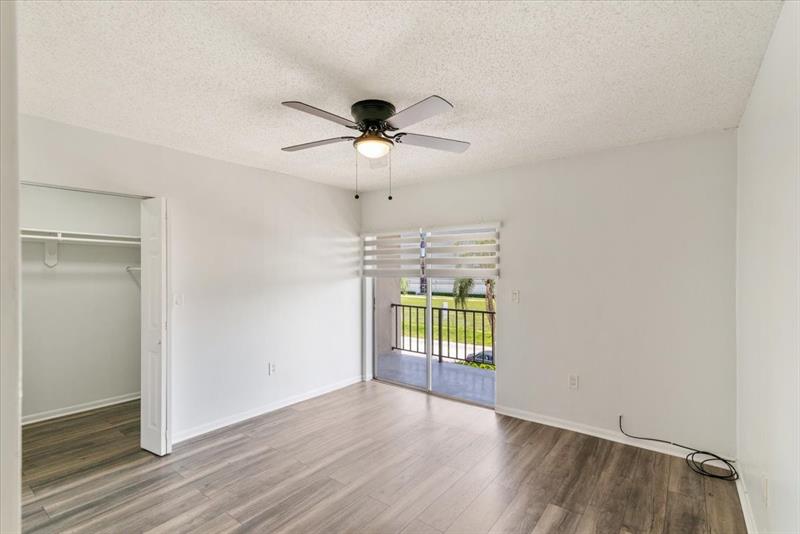Image 18 of 26 For 5100 41st St  321
