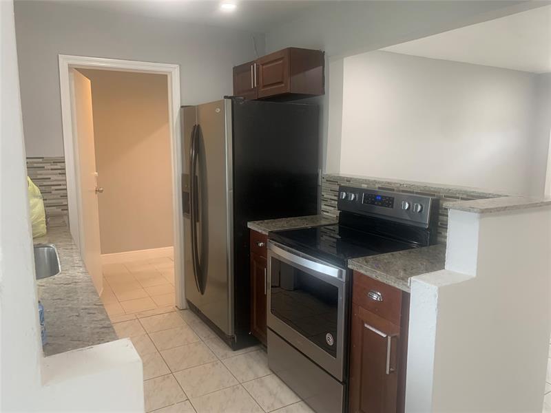 Image 6 of 16 For 2761 69th Ave