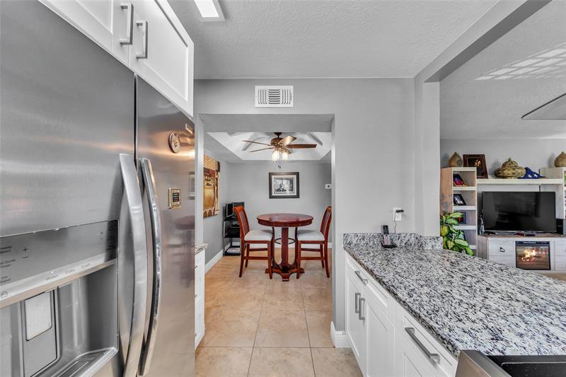 Image 11 of 43 For 7466 Ashmont Cir  303