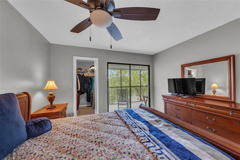 Image 20 of 43 For 7466 Ashmont Cir  303