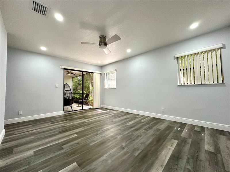 Image 11 of 26 For 4221 22nd St  107k