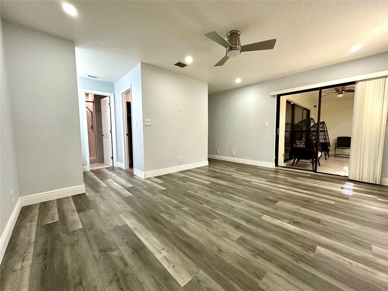 Image 12 of 26 For 4221 22nd St  107k