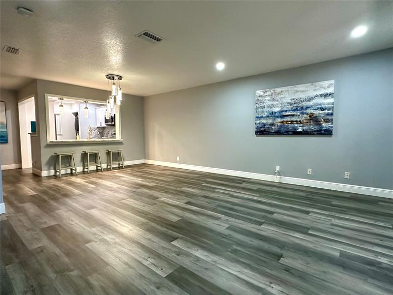 Image 5 of 26 For 4221 22nd St  107k