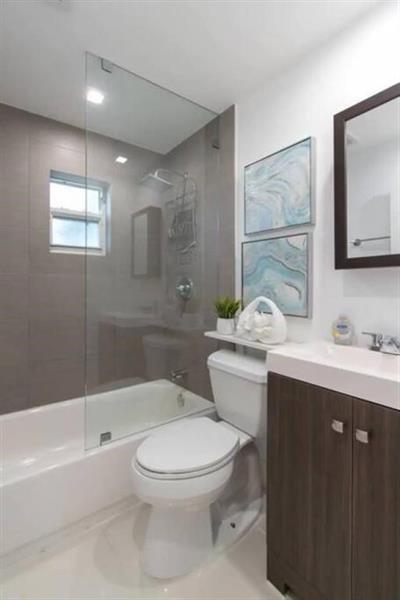 Image 4 of 18 For 4368 49th Ct