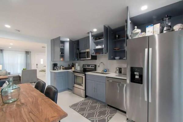 Image 6 of 18 For 4368 49th Ct