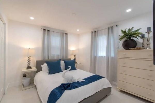 Image 8 of 18 For 4368 49th Ct