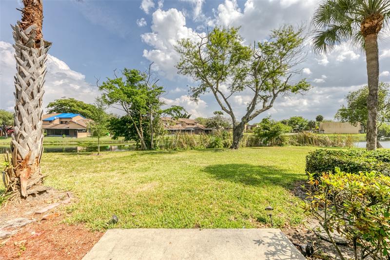 Image 23 of 35 For 9818 Nob Hill Ct  9818