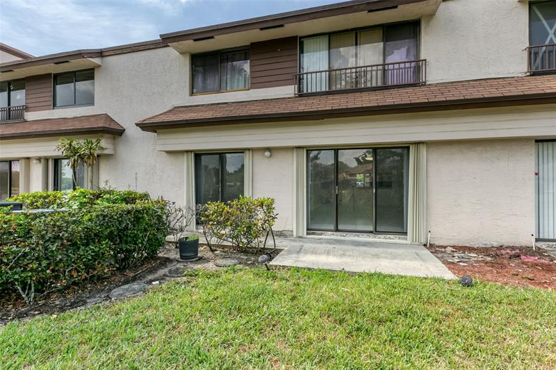 Image 24 of 35 For 9818 Nob Hill Ct  9818