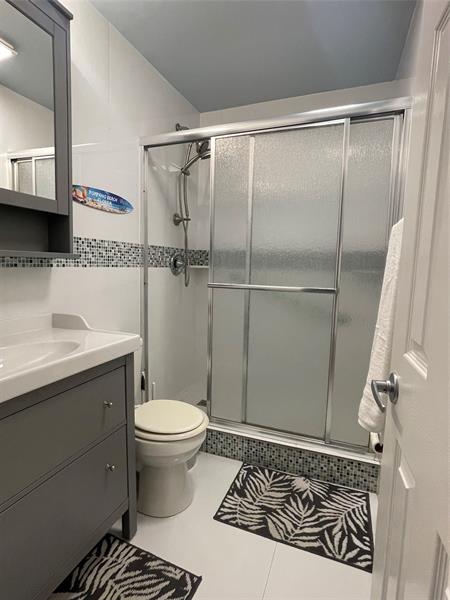 Image 9 of 21 For 500 1st St  9