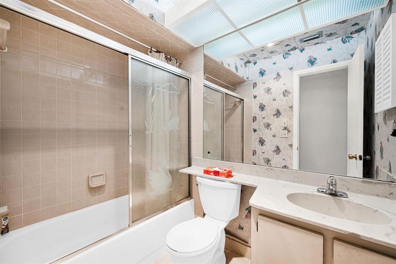 Image 14 of 41 For 7055 Marlberry Ln  7055