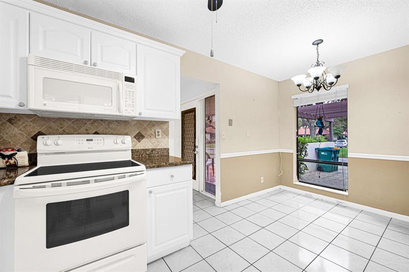 Image 21 of 41 For 7055 Marlberry Ln  7055