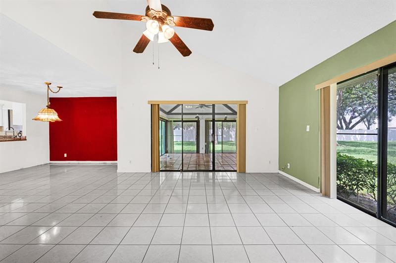 Image 28 of 41 For 7055 Marlberry Ln  7055