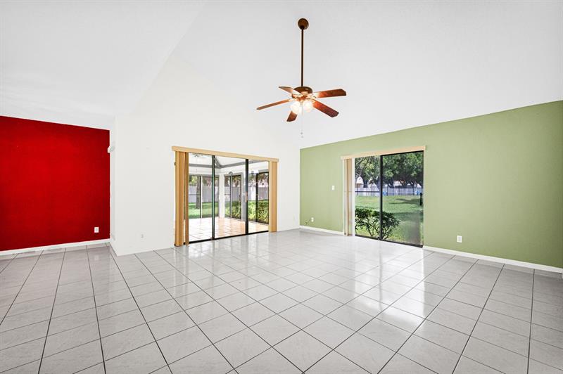 Image 29 of 41 For 7055 Marlberry Ln  7055