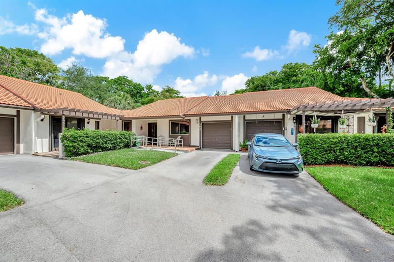 Image 3 of 41 For 7055 Marlberry Ln  7055