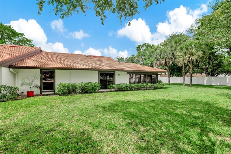 Image 35 of 41 For 7055 Marlberry Ln  7055