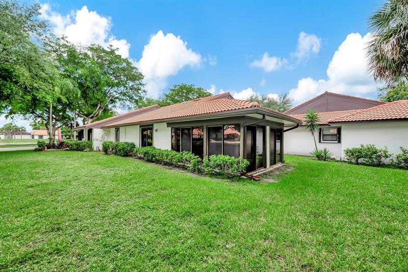 Image 37 of 41 For 7055 Marlberry Ln  7055