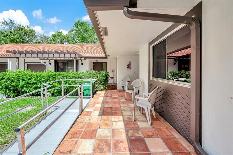 Image 5 of 41 For 7055 Marlberry Ln  7055