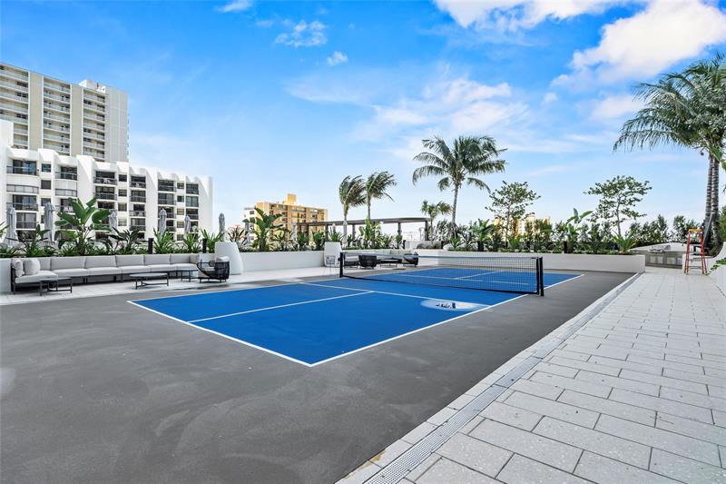 Image 41 of 84 For 900 Ocean Blvd.  505