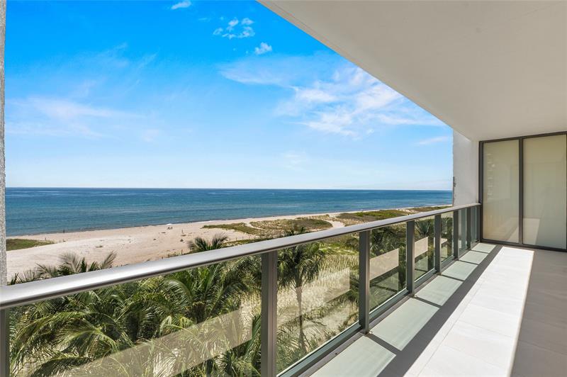 Image 4 of 63 For 900 Ocean Blvd.  504