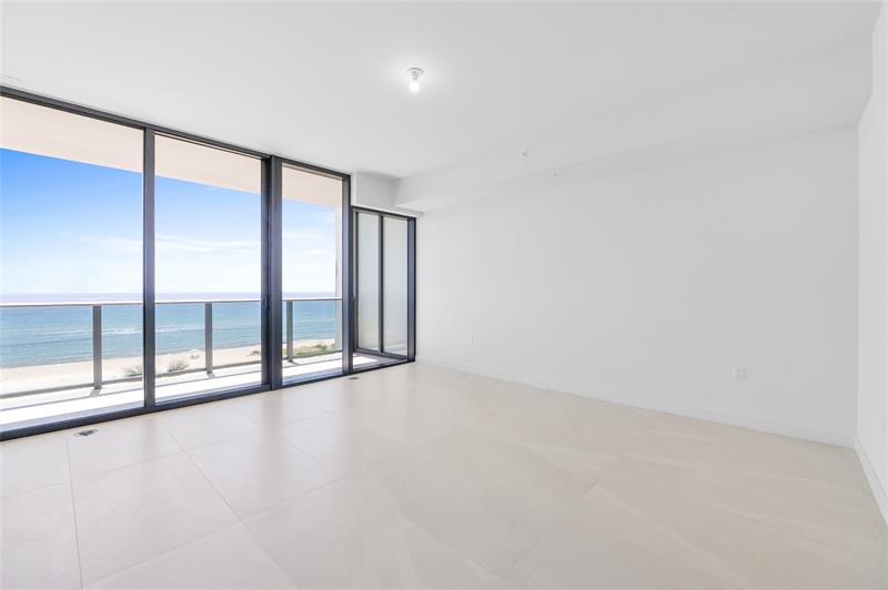 Image 6 of 63 For 900 Ocean Blvd.  504