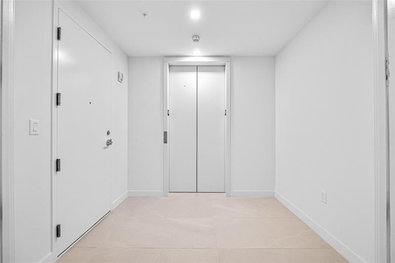 Image 63 of 63 For 900 Ocean Blvd.  504