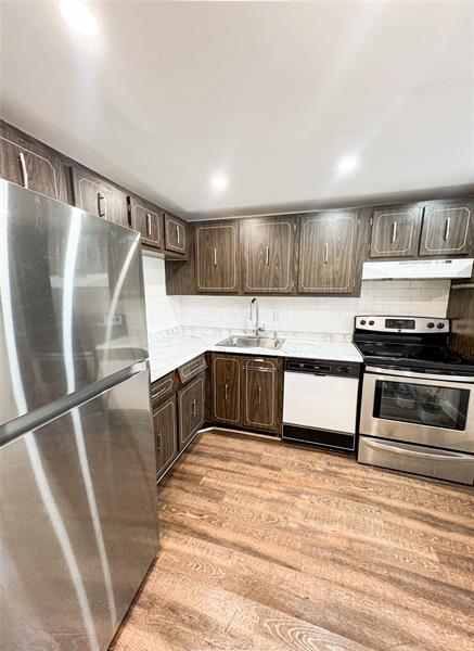 Image 6 of 18 For 8351 Sands Point Blvd  104-a