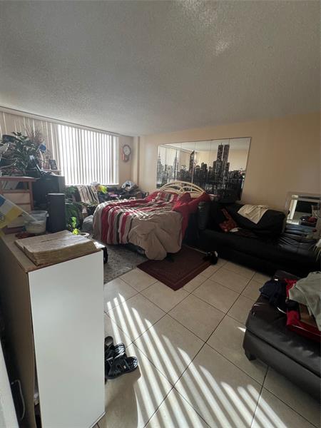 Image 6 of 16 For 4222 Inverrary Blvd  4516