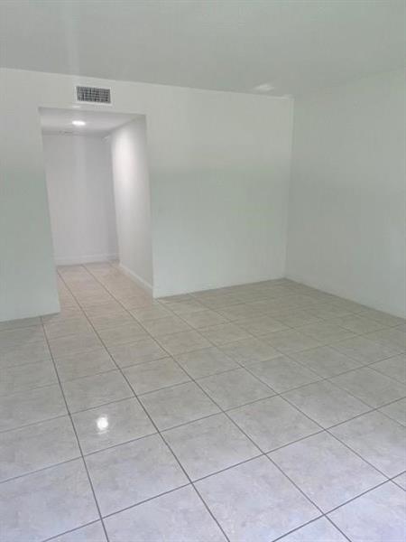 Image 13 of 26 For 380 Racquet Club Rd  202