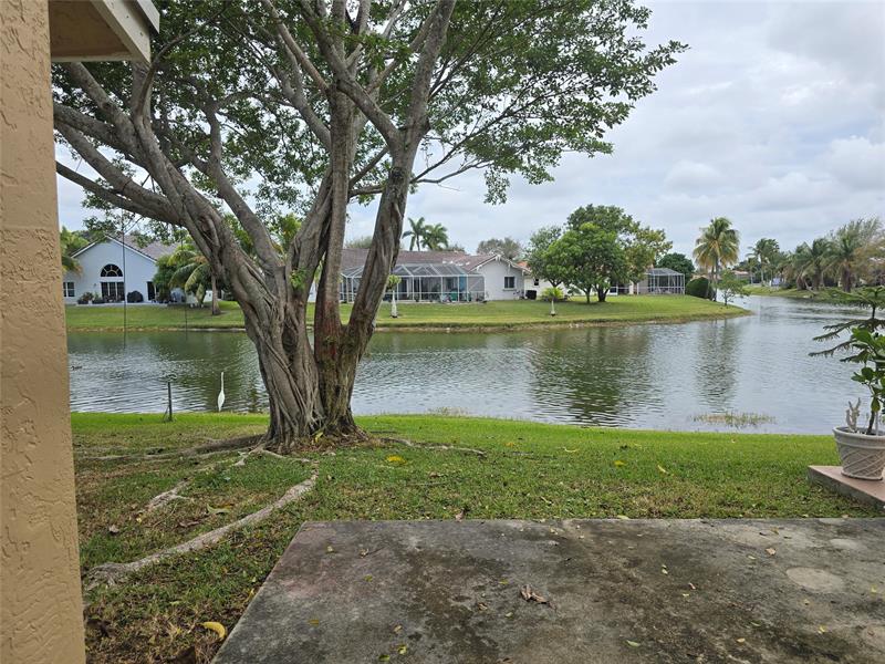 Details for 9478 Palm Cir South, Pembroke Pines, FL 33025