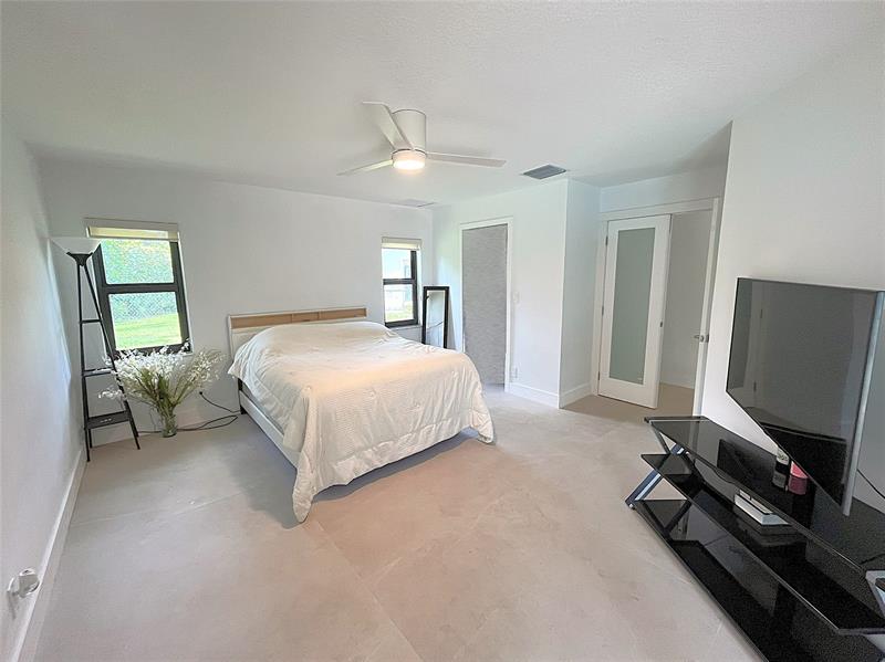 Image 11 of 32 For 10836 7th St