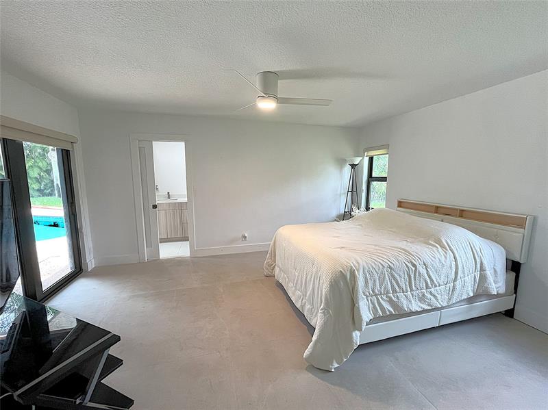 Image 12 of 32 For 10836 7th St